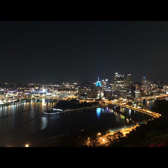 Meet your Posher, Kira - Picture 1 of 1